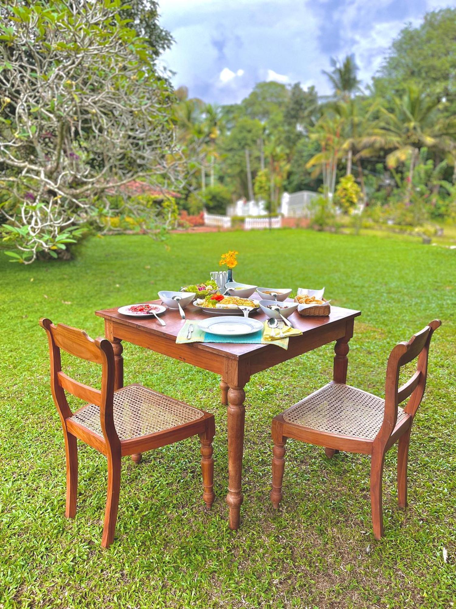 Thalpe Walawwa Heritage Villa Unawatuna Luaran gambar