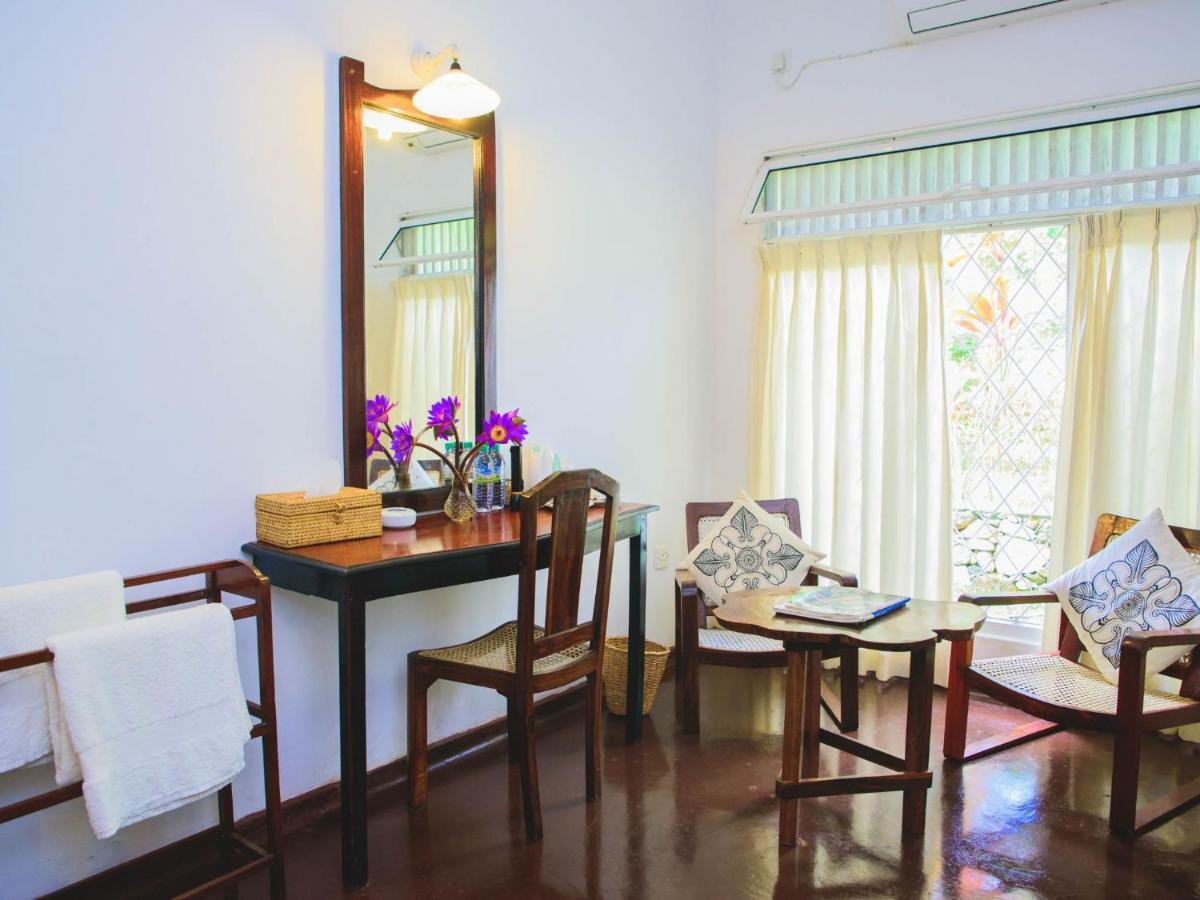 Thalpe Walawwa Heritage Villa Unawatuna Luaran gambar