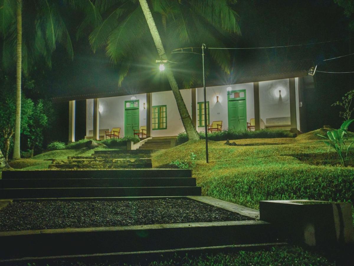 Thalpe Walawwa Heritage Villa Unawatuna Luaran gambar