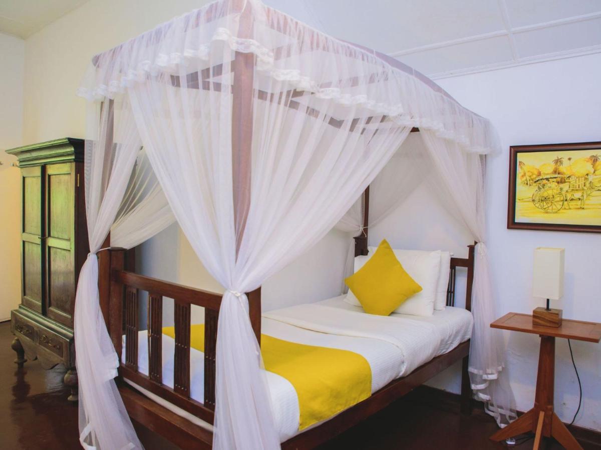 Thalpe Walawwa Heritage Villa Unawatuna Luaran gambar