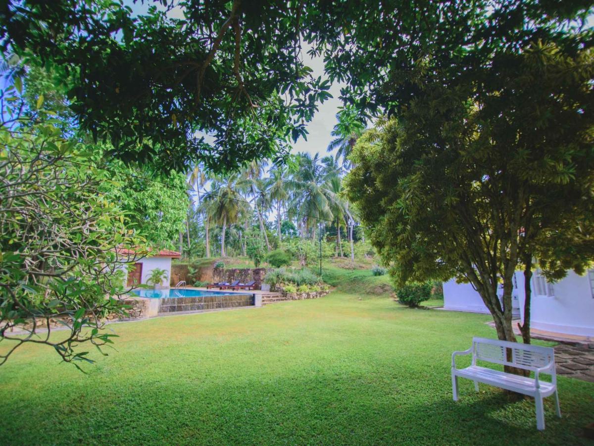 Thalpe Walawwa Heritage Villa Unawatuna Luaran gambar