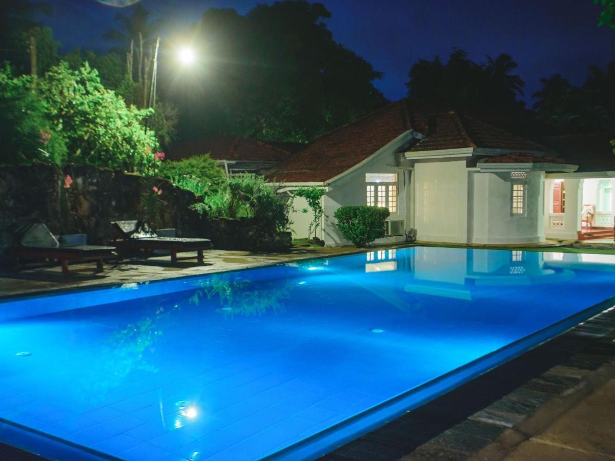 Thalpe Walawwa Heritage Villa Unawatuna Luaran gambar
