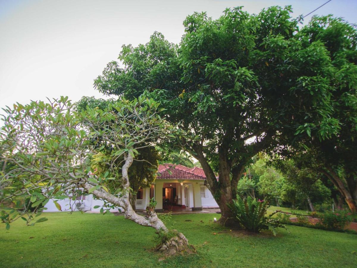 Thalpe Walawwa Heritage Villa Unawatuna Luaran gambar